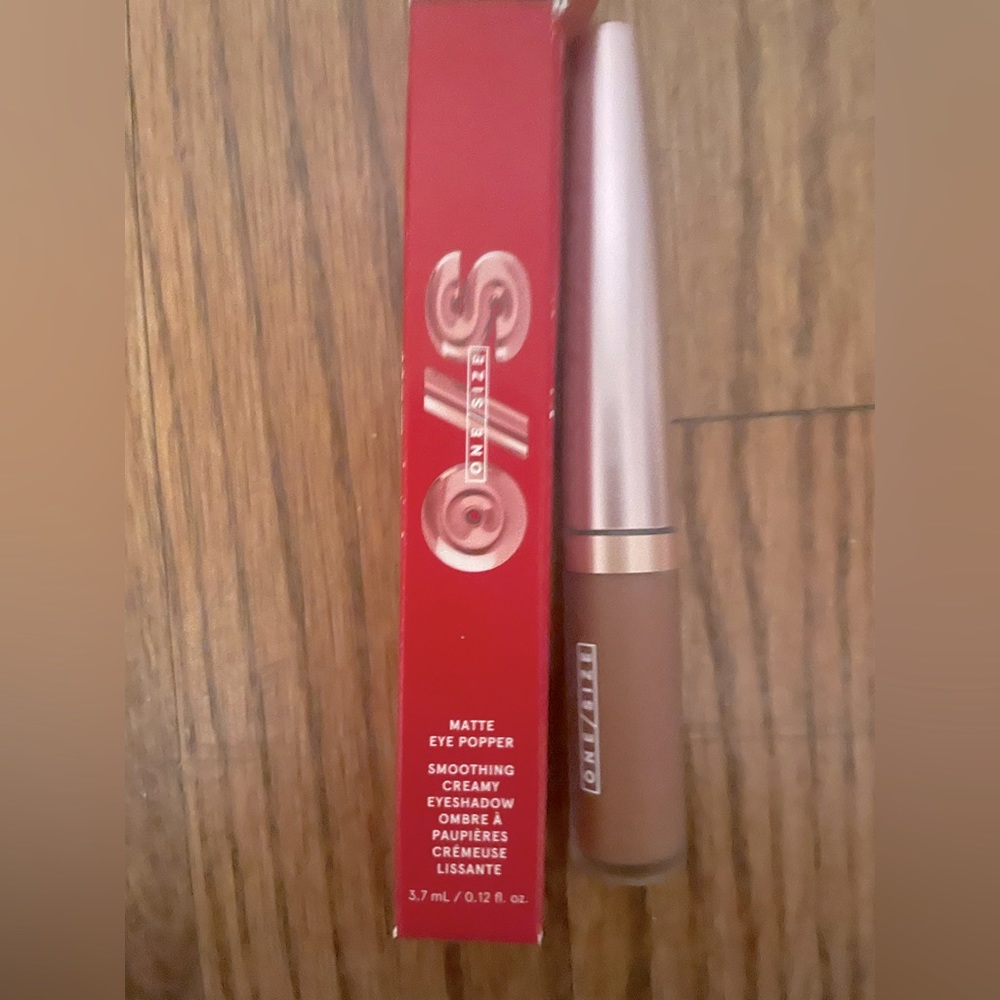 SALE!!! O/S One Size Matte Eye Shadow